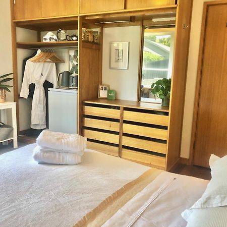 Lovely Budget Vegan Homestay Launceston Esterno foto