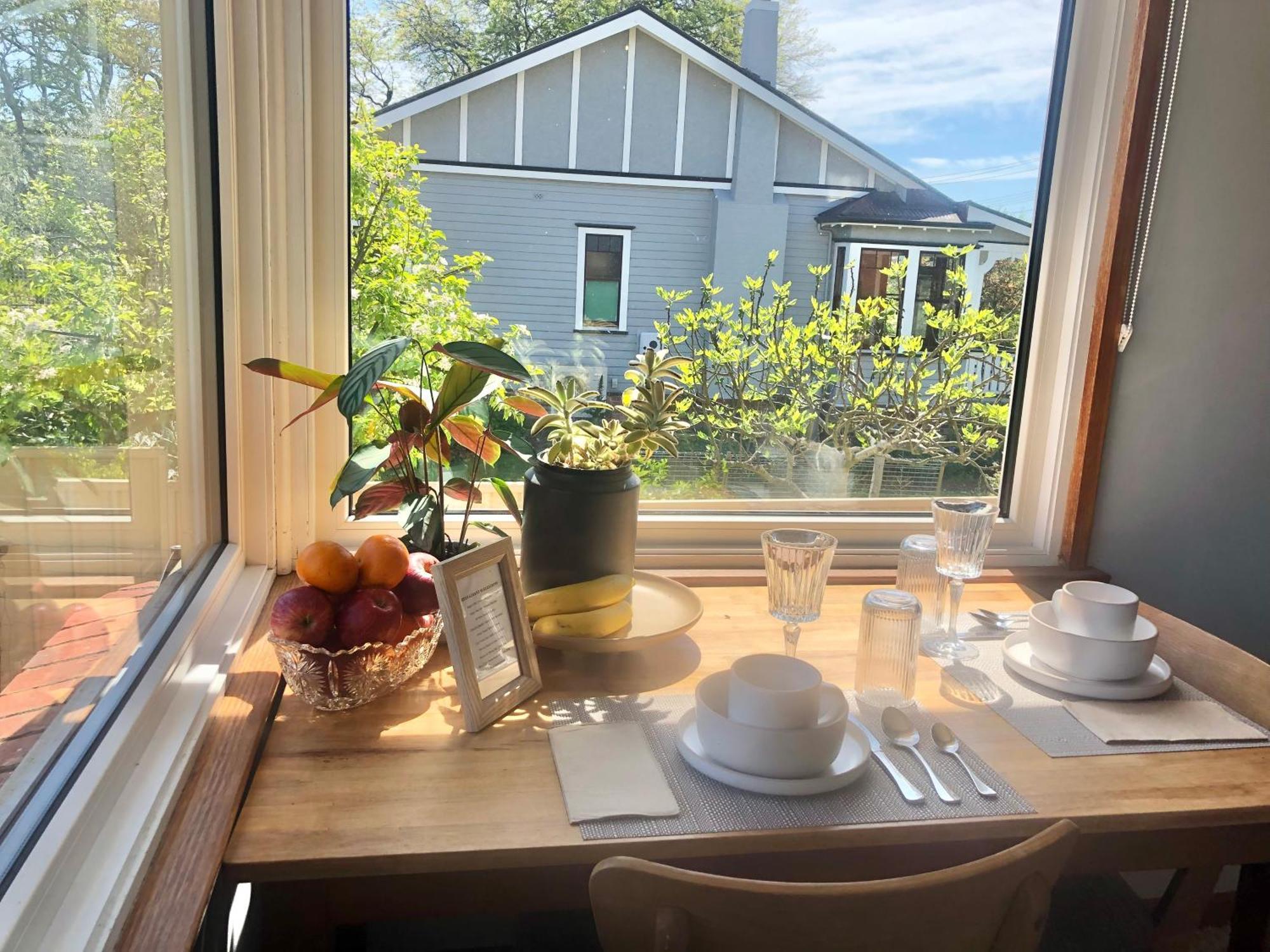 Lovely Budget Vegan Homestay Launceston Esterno foto