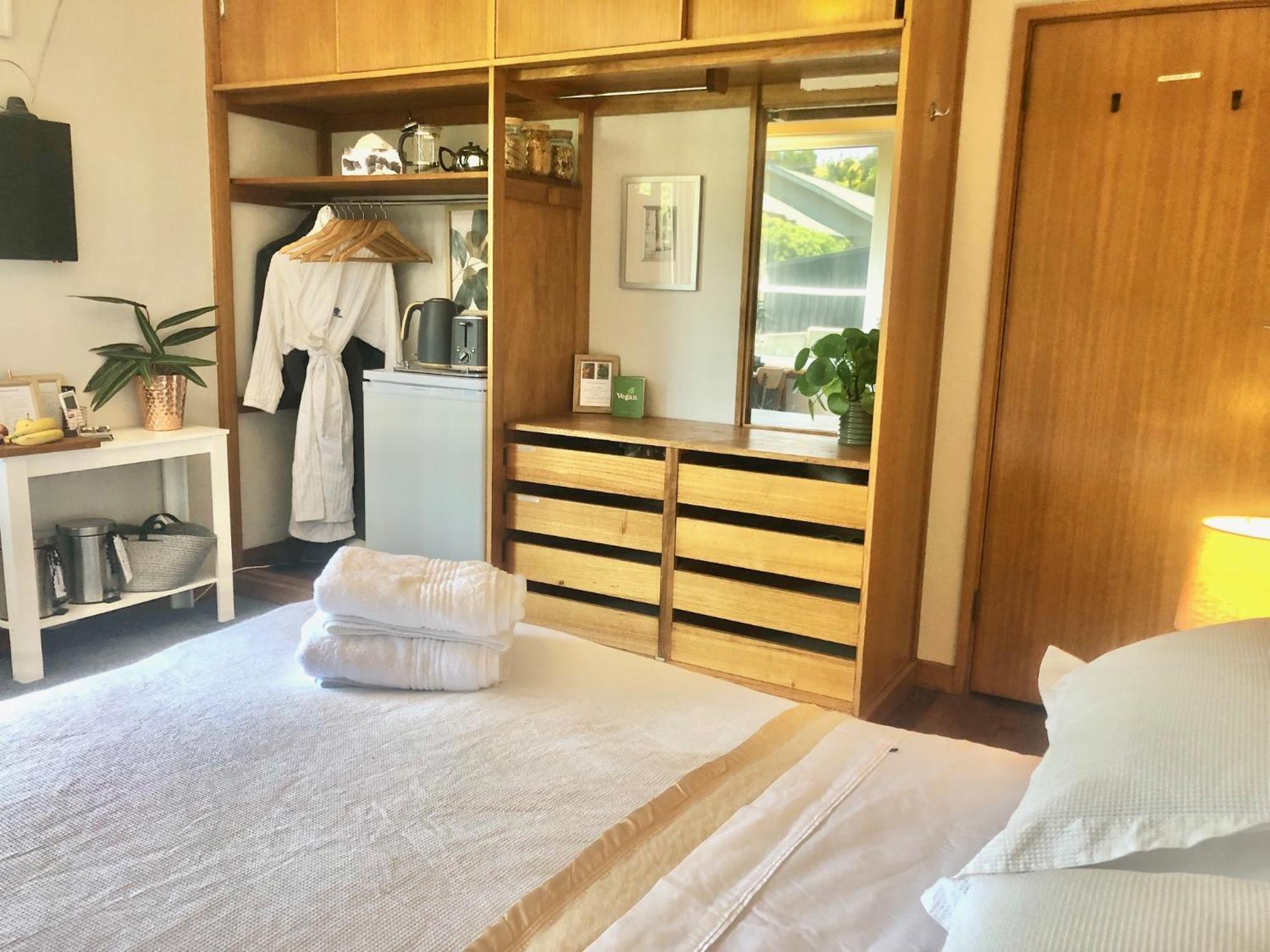 Lovely Budget Vegan Homestay Launceston Esterno foto
